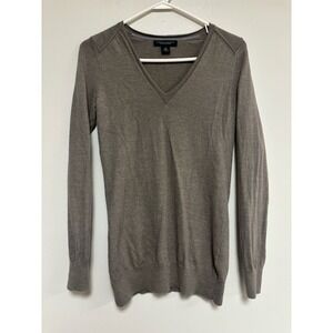 Banana Republic sweater medium superfine 100% merino wool classic size medium